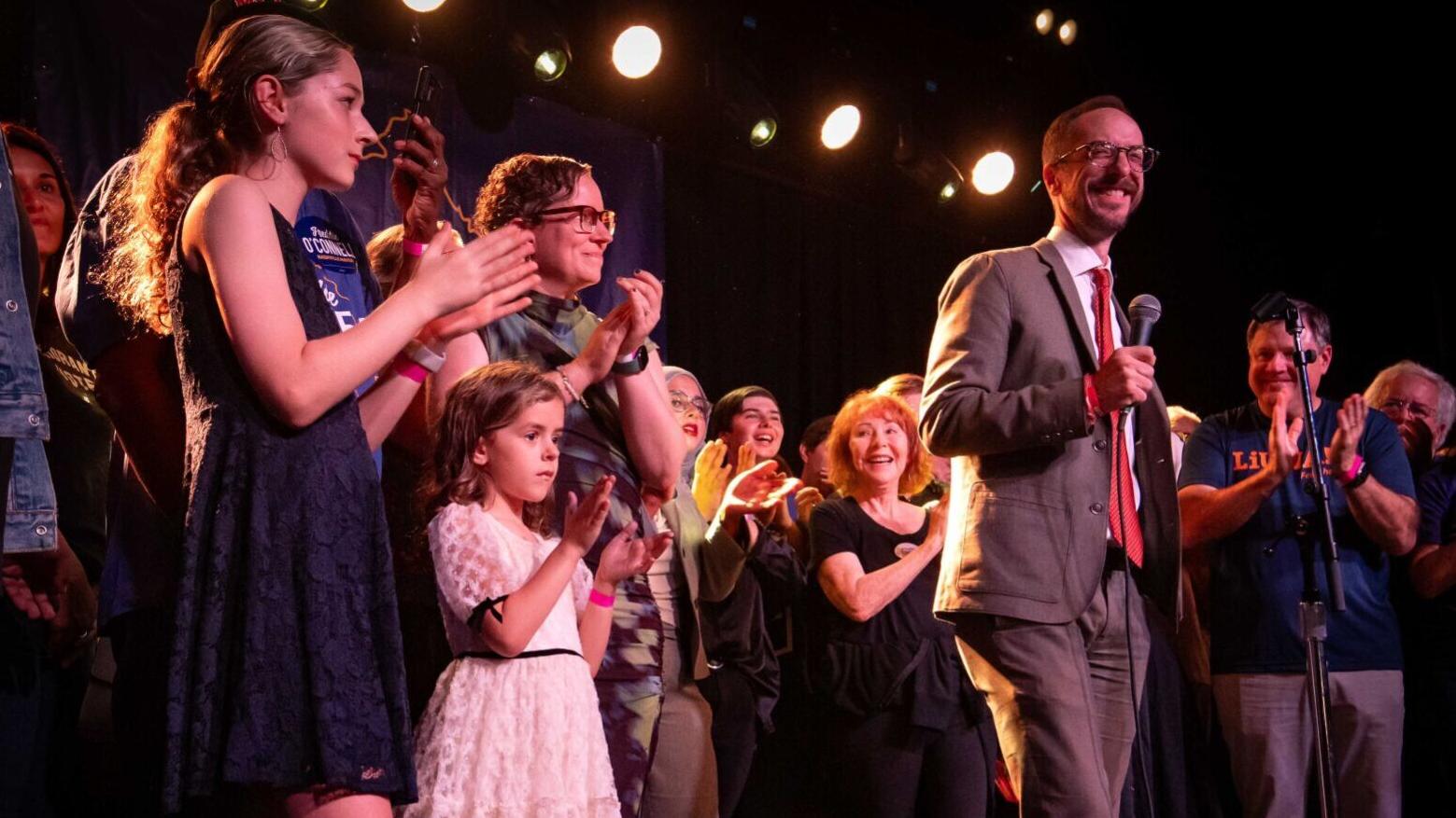 Rolli Outspent O'Connell in Mayoral Race's Final Days